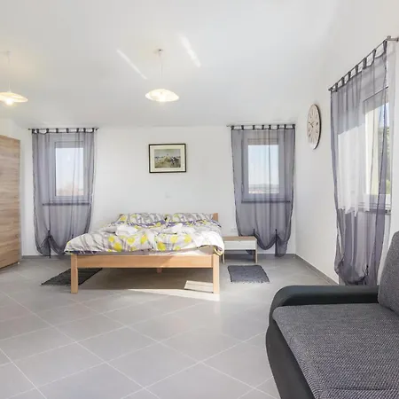 8 Bedroom Awesome In Dom wakacyjny *